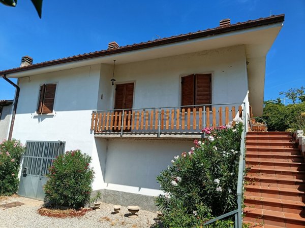 casa indipendente in vendita a Cazzano di Tramigna