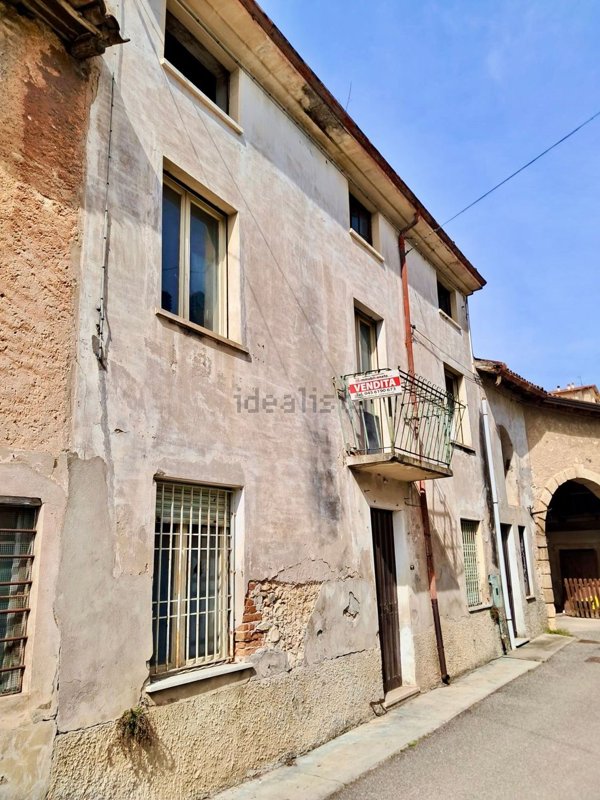 appartamento in vendita a Cazzano di Tramigna