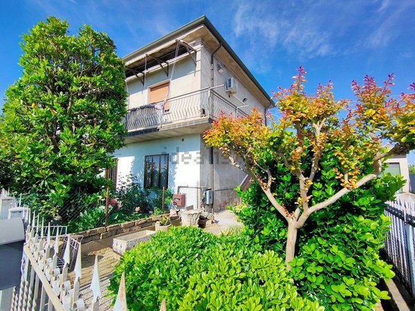 casa indipendente in vendita a Cerea