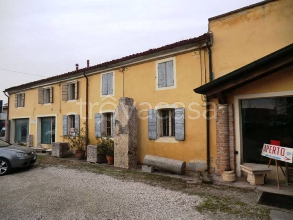 negozio in vendita a Cerea