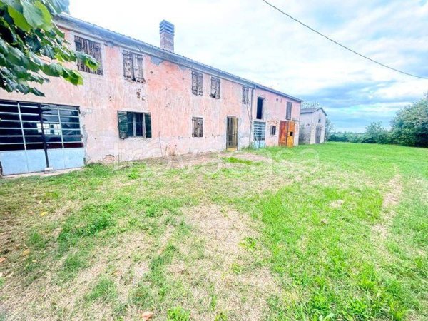 terreno edificabile in vendita a Cerea in zona Asparetto