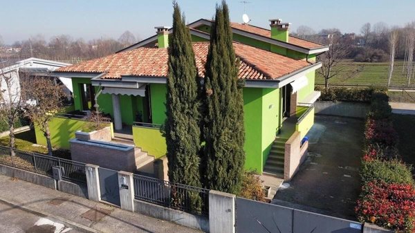 casa indipendente in vendita a Cerea
