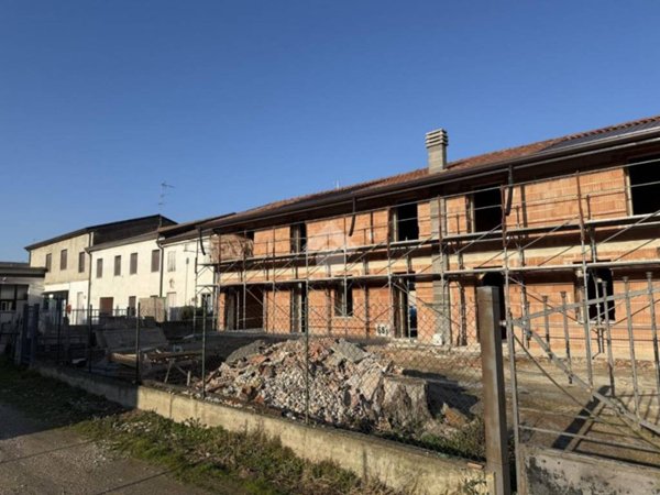 casa indipendente in vendita a Cerea
