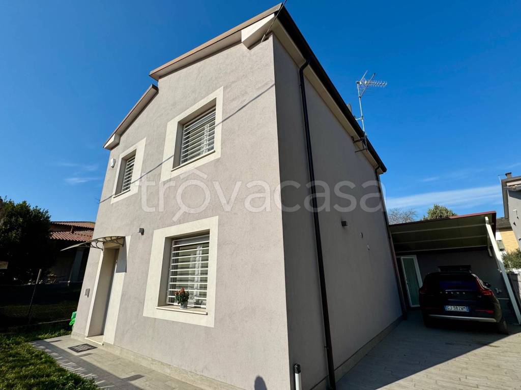 casa indipendente in vendita a Cerea