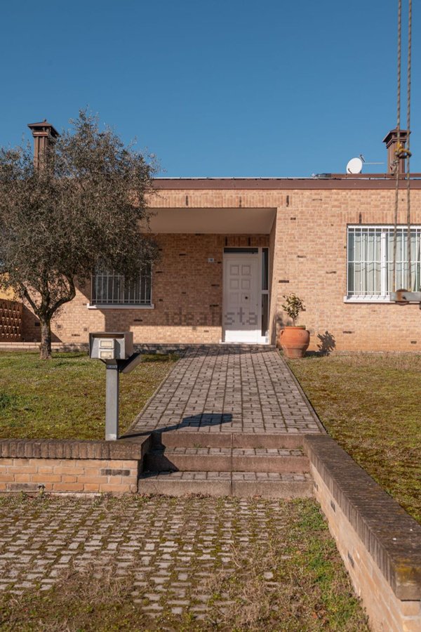 casa indipendente in vendita a Cerea