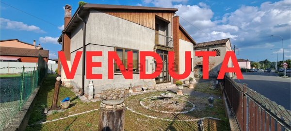 casa indipendente in vendita a Cerea