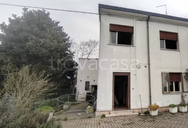 casa indipendente in vendita a Cerea in zona Asparetto