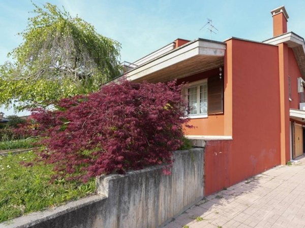 casa indipendente in vendita a Cerea