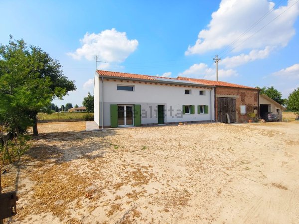 casa indipendente in vendita a Cerea