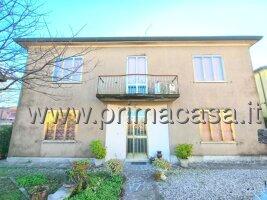 casa indipendente in vendita a Cerea in zona Asparetto