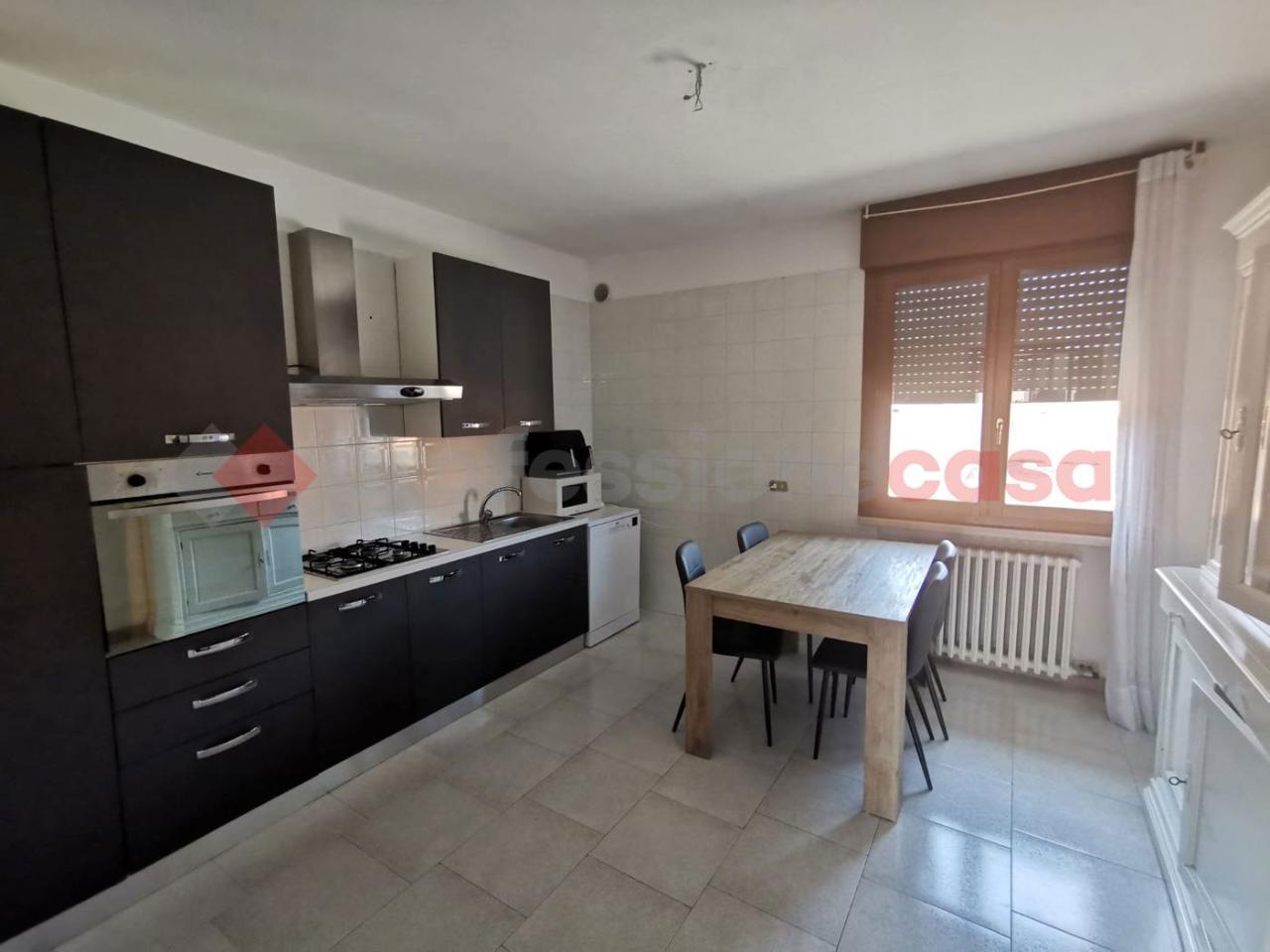appartamento in vendita a Cerea in zona Cherubine
