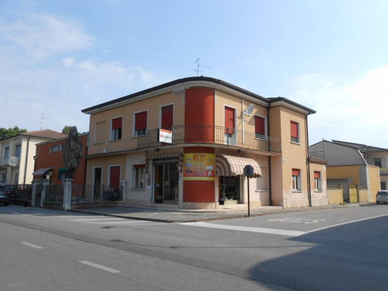 intera palazzina in vendita a Cerea