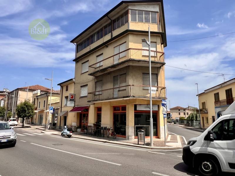 intera palazzina in vendita a Cerea
