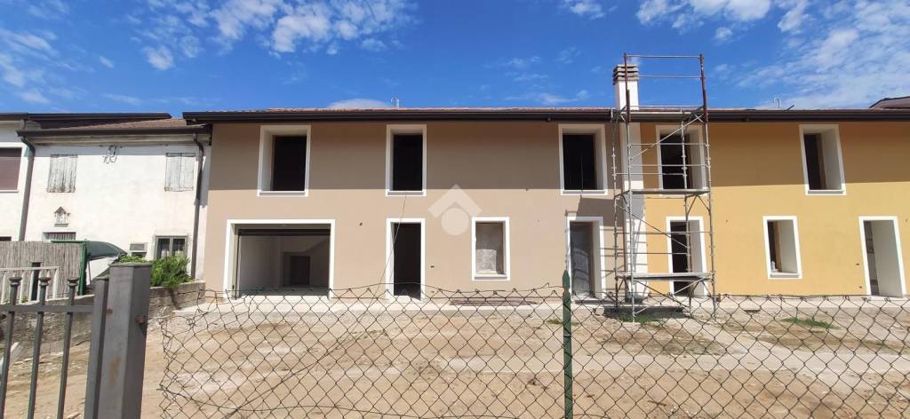casa indipendente in vendita a Cerea
