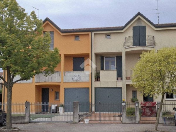 casa indipendente in vendita a Cerea