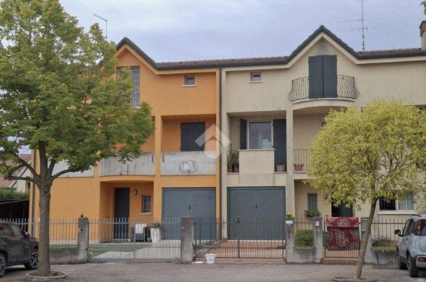 casa indipendente in vendita a Cerea