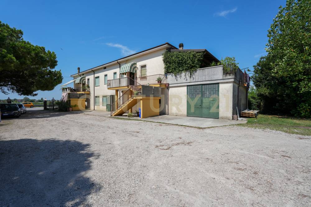 casa indipendente in vendita a Cerea in zona Asparetto