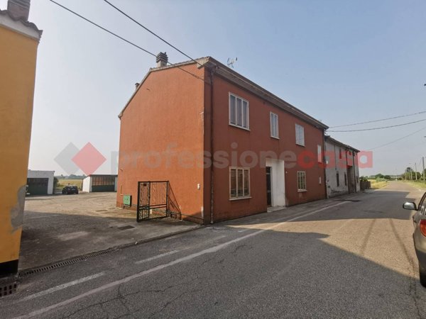 casa indipendente in vendita a Cerea in zona Cherubine