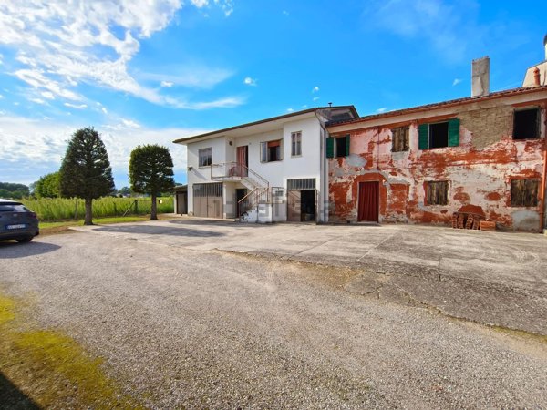 casa indipendente in vendita a Cerea