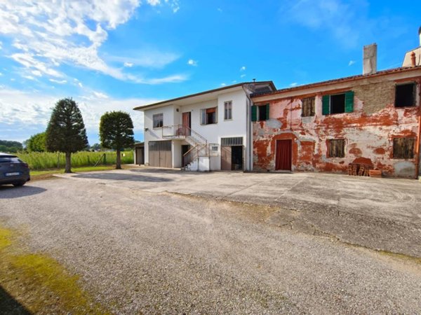 casa indipendente in vendita a Cerea