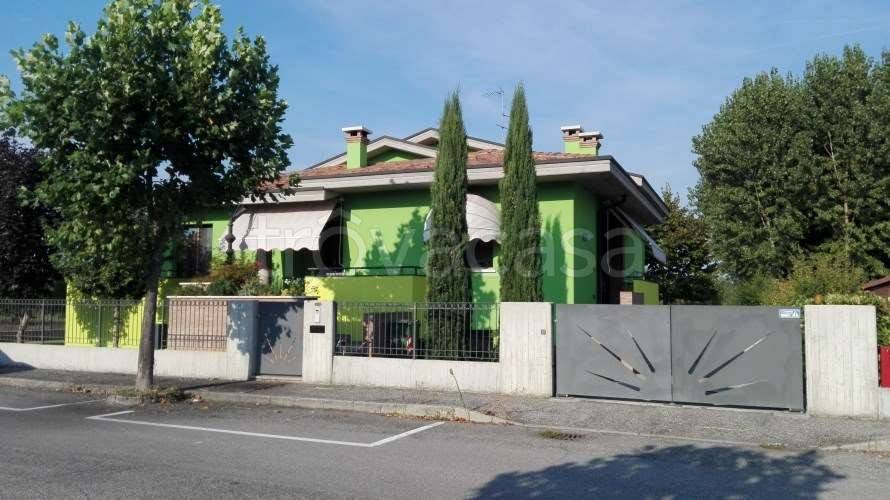 casa indipendente in vendita a Cerea