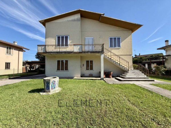 casa indipendente in vendita a Cerea