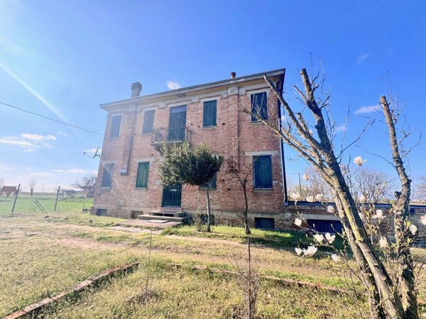 casa indipendente in vendita a Cerea