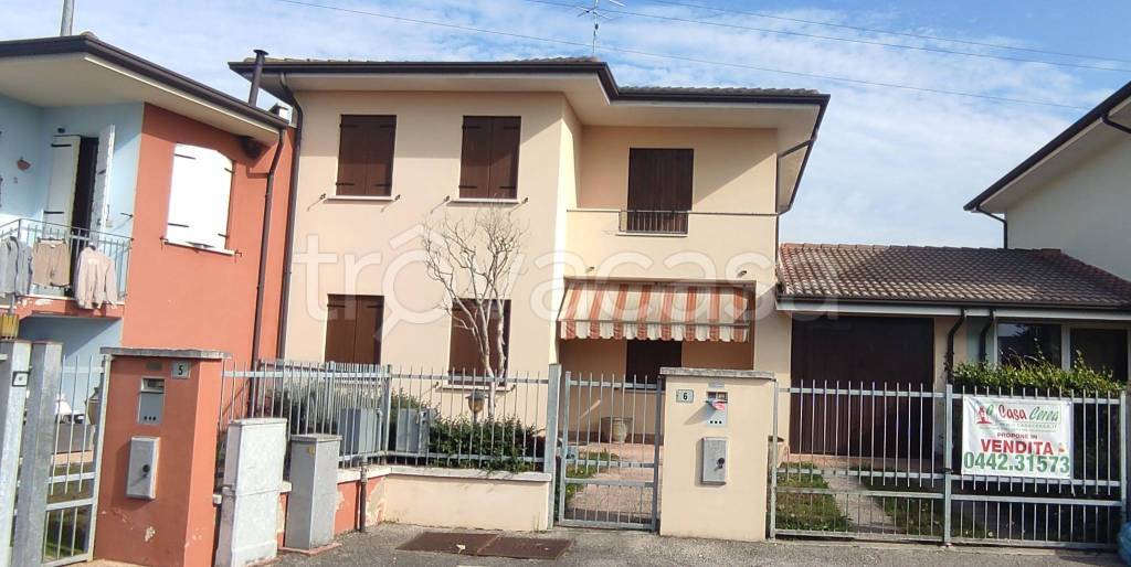 casa indipendente in vendita a Cerea