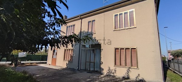 casa indipendente in vendita a Cerea in zona Cherubine