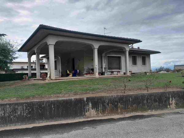 casa indipendente in vendita a Cerea