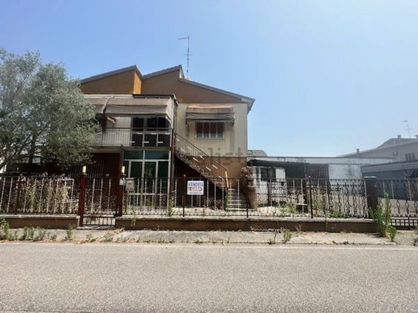 casa indipendente in vendita a Cerea