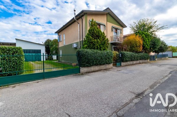 casa indipendente in vendita a Cerea