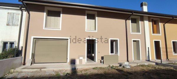 casa indipendente in vendita a Cerea