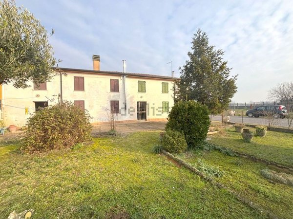 casa indipendente in vendita a Cerea