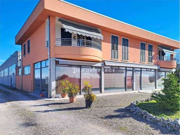 locale commerciale in vendita a Cerea in zona Asparetto