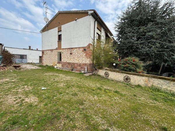 casa indipendente in vendita a Cerea