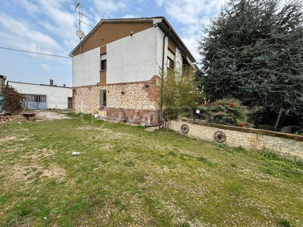 casa indipendente in vendita a Cerea