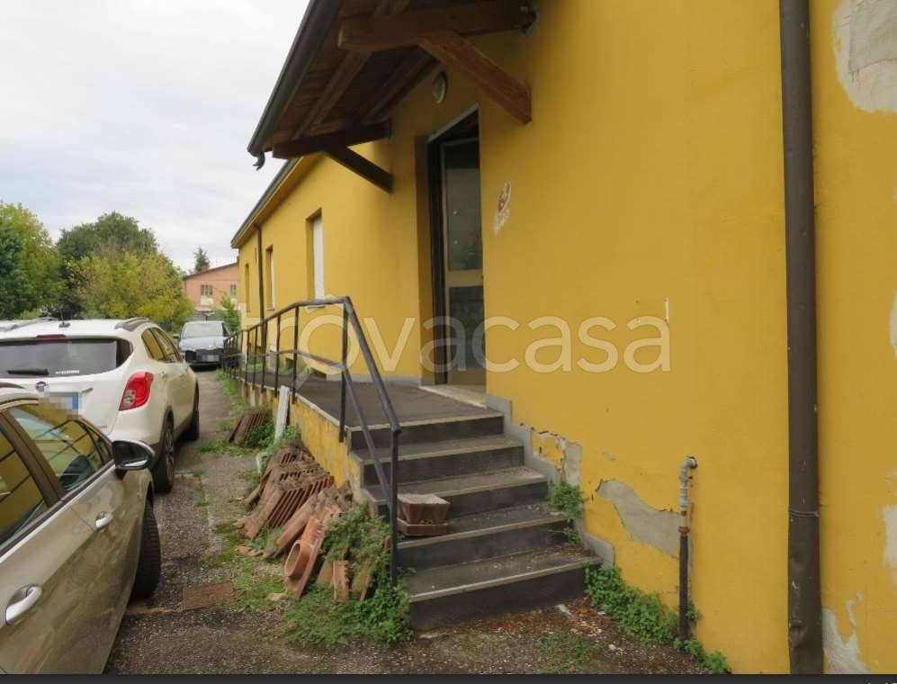 locale di sgombero in vendita a Cerea