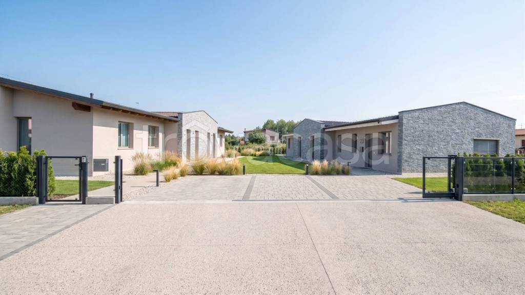 casa indipendente in vendita a Cerea in zona Cherubine