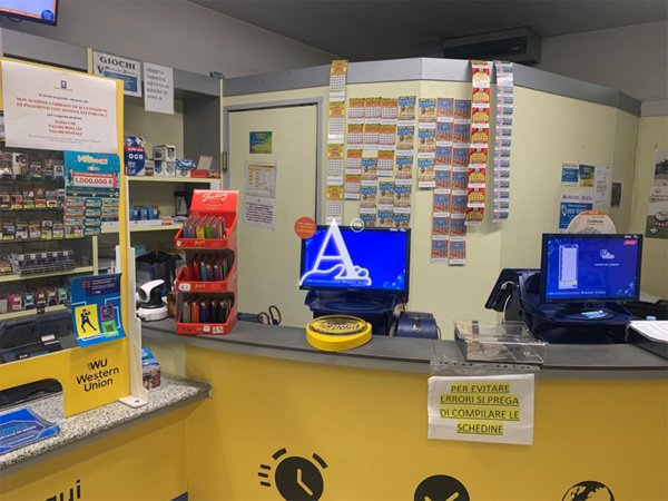 locale di sgombero in vendita a Cerea