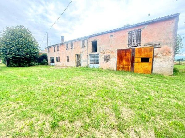 casa indipendente in vendita a Cerea in zona Palesella