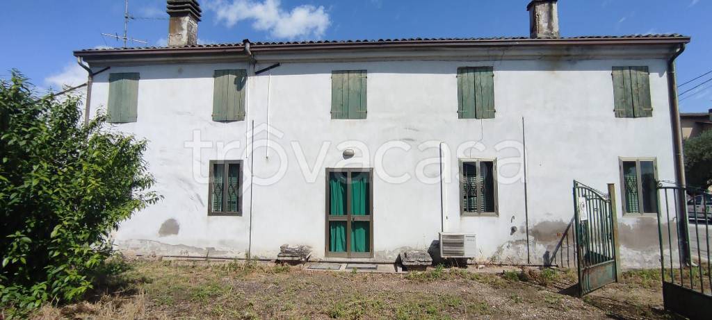 casa indipendente in vendita a Cerea in zona Asparetto