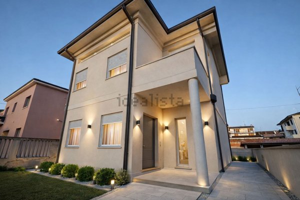 casa indipendente in vendita a Cerea