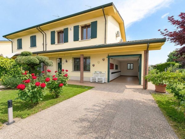 casa indipendente in vendita a Cerea