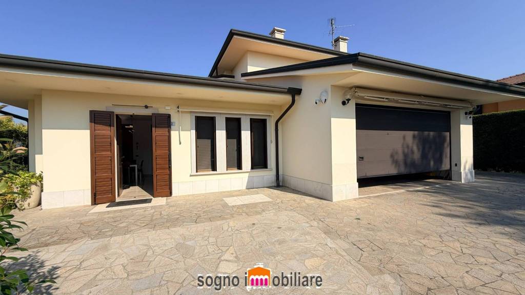 casa indipendente in vendita a Cerea