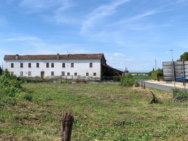 casa indipendente in vendita a Cerea in zona Asparetto