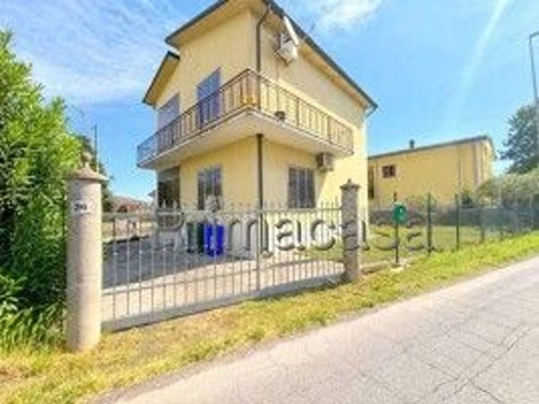 casa indipendente in vendita a Cerea in zona Asparetto