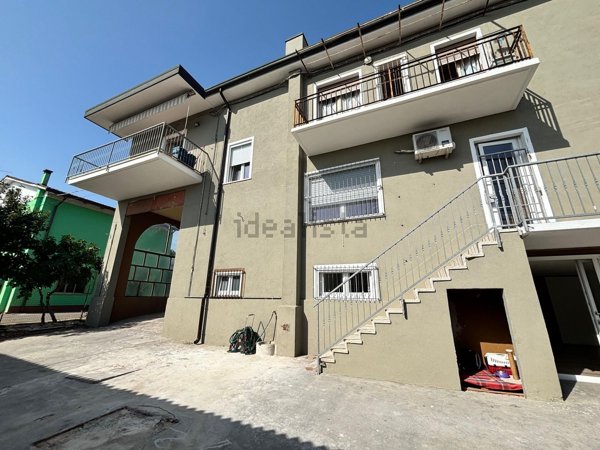 casa indipendente in vendita a Cerea in zona Asparetto