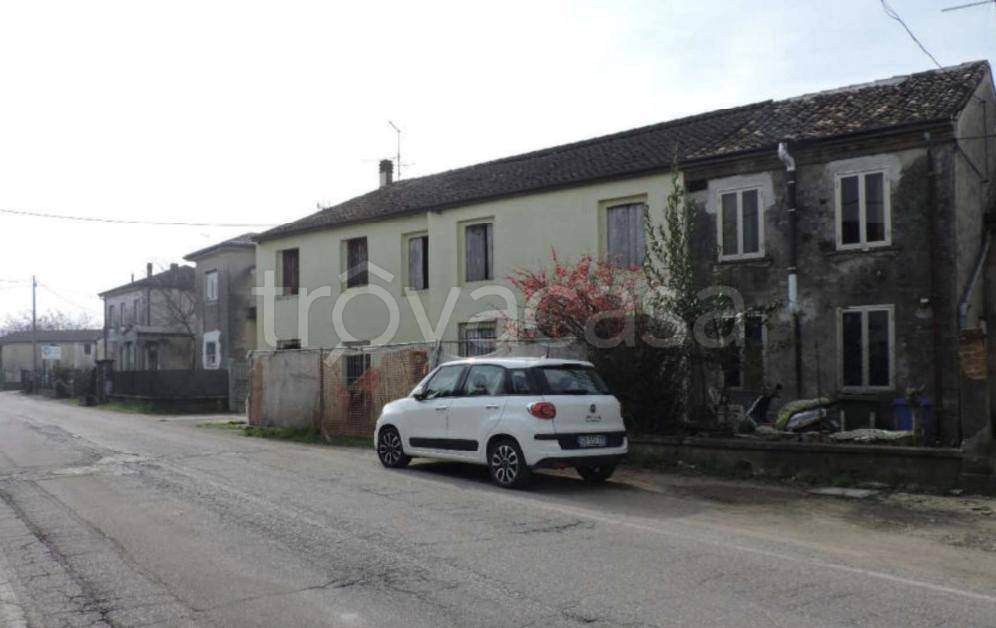 ufficio in vendita a Cerea in zona Asparetto