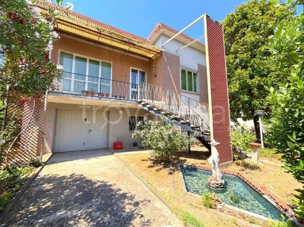 casa indipendente in vendita a Cerea